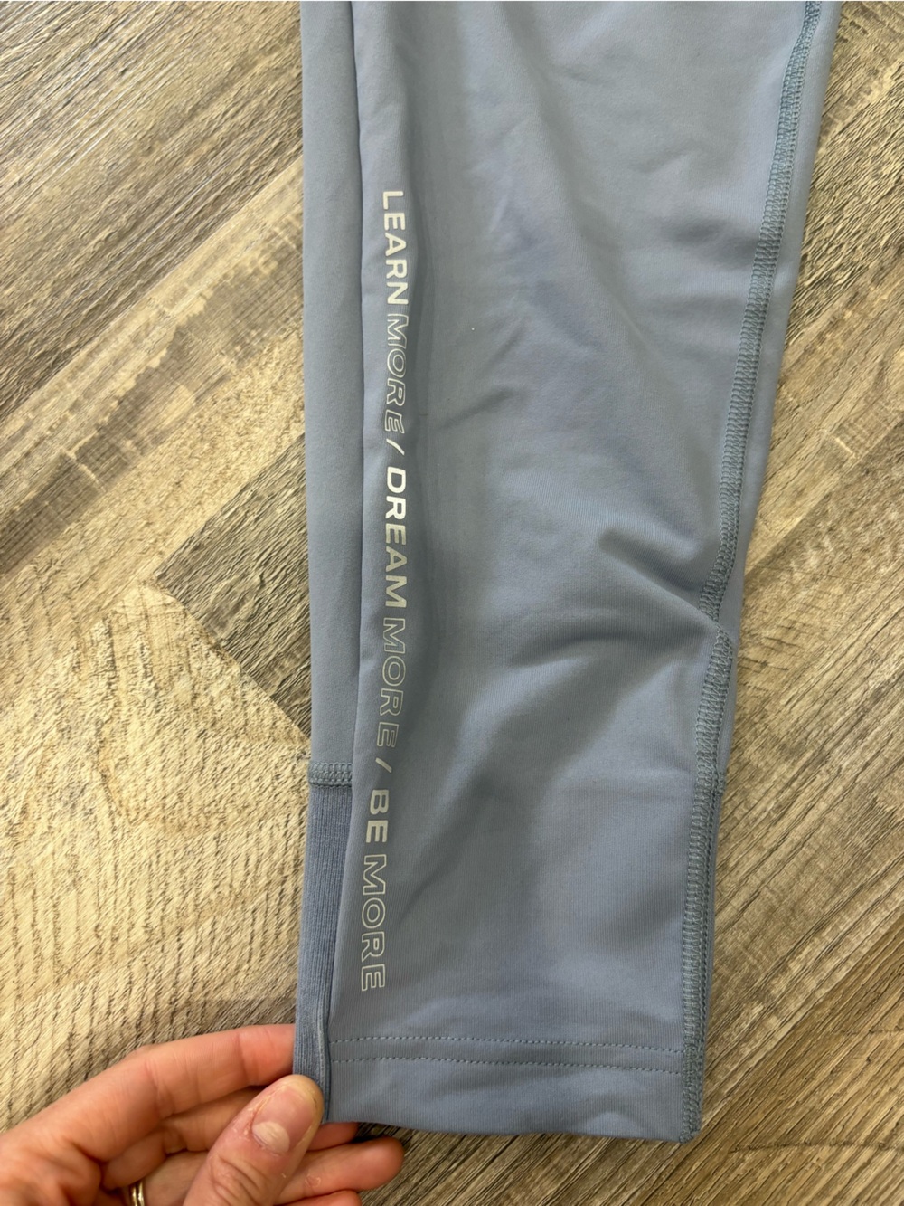 Alphalete Light Grey/Blue Performance Joggers Medium - Picture 5 of 6